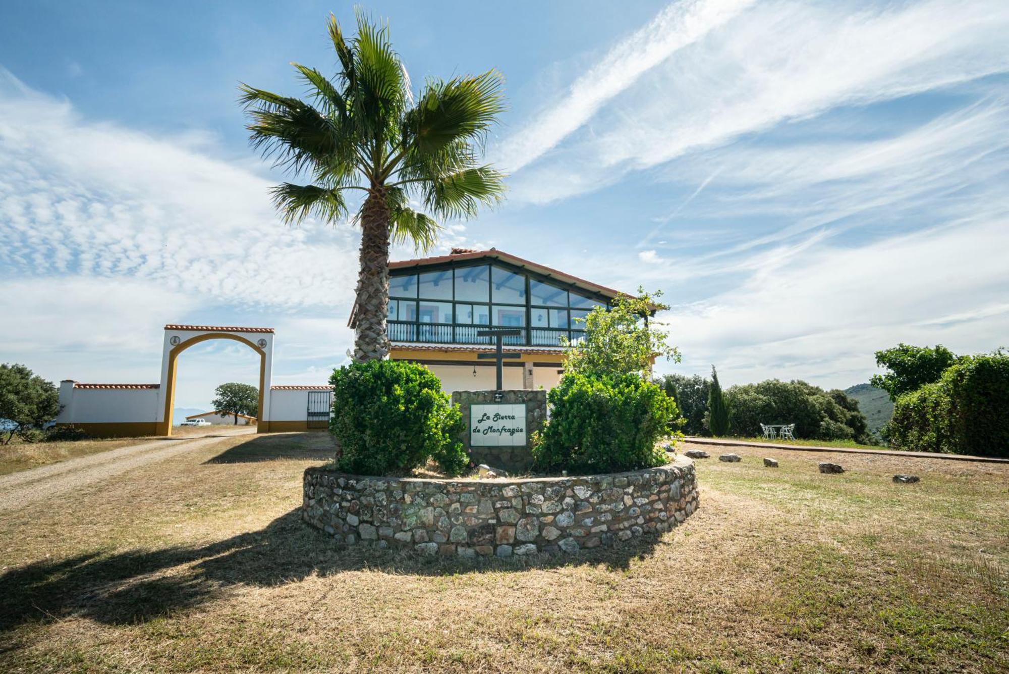 Casa Rural La Sierra De Monfraguee Malpartida De Plasencia Exterior photo